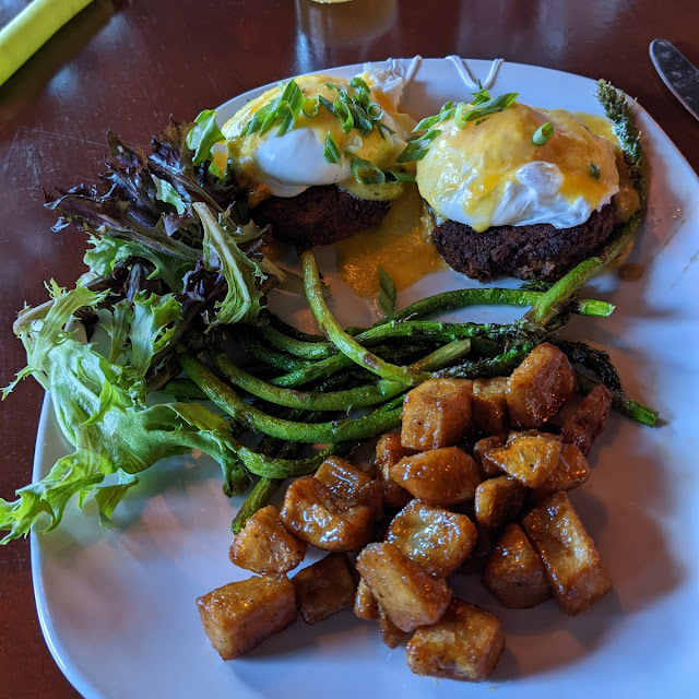 Crab Cake Benedict