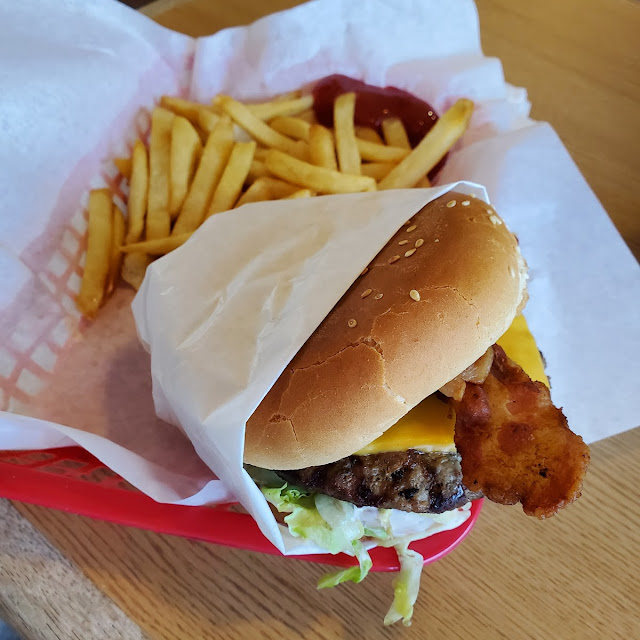 Bacon Avocado Cheese Burger