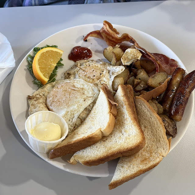 Captain’S Breakfast Plate