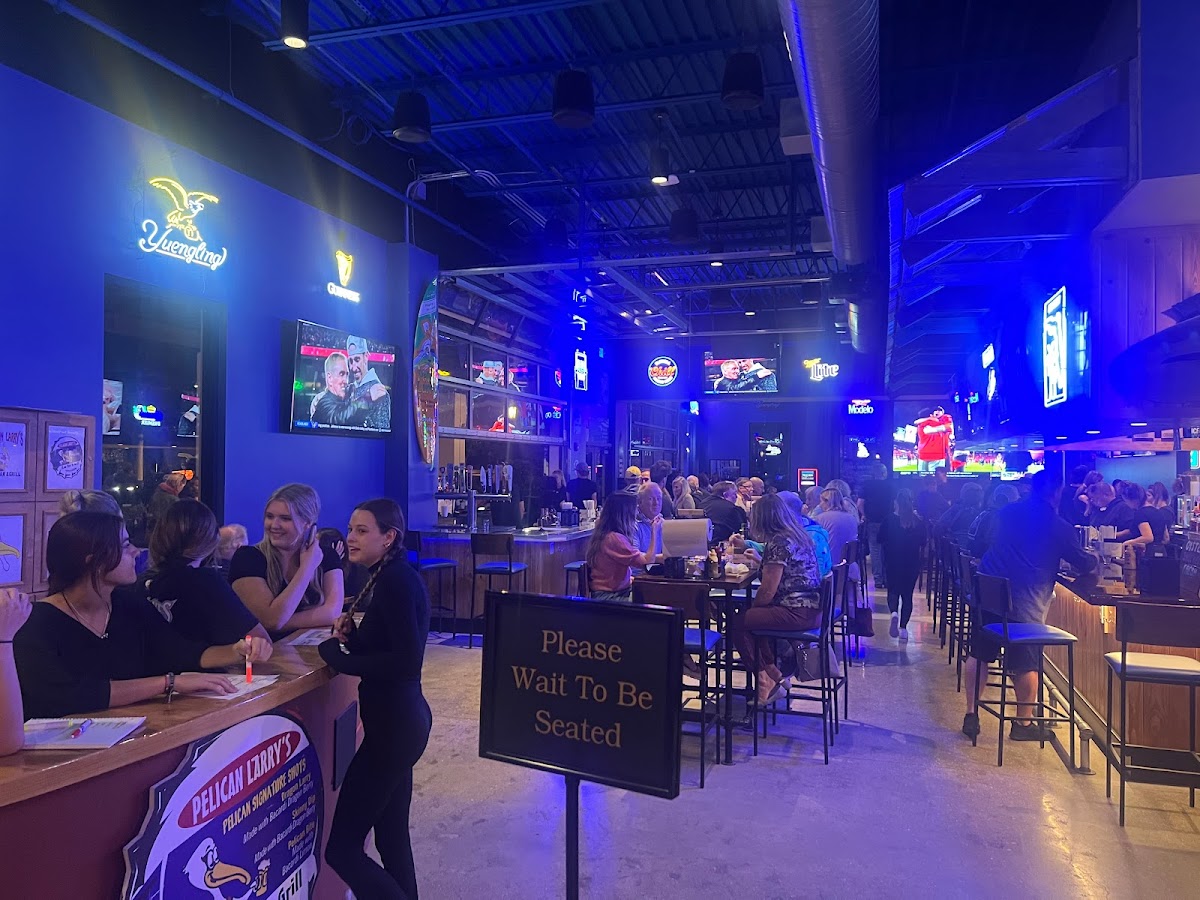 Pelican Larry's Raw Bar and Grill