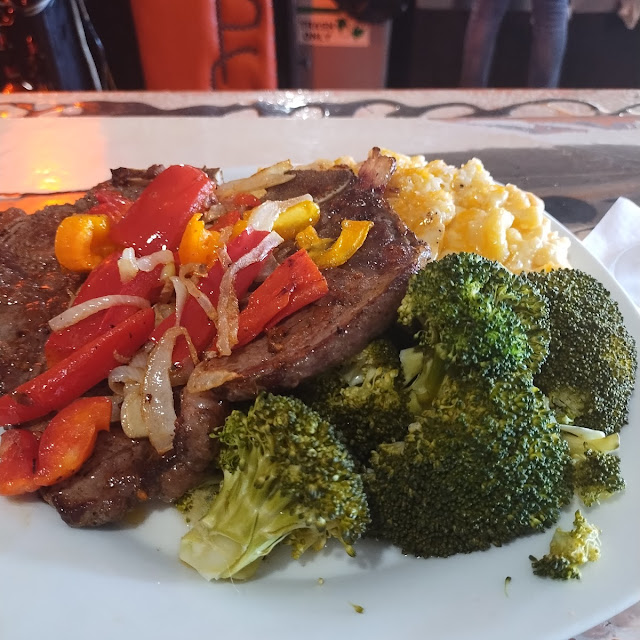 T Bone Steak Broccoli Mac N Cheese