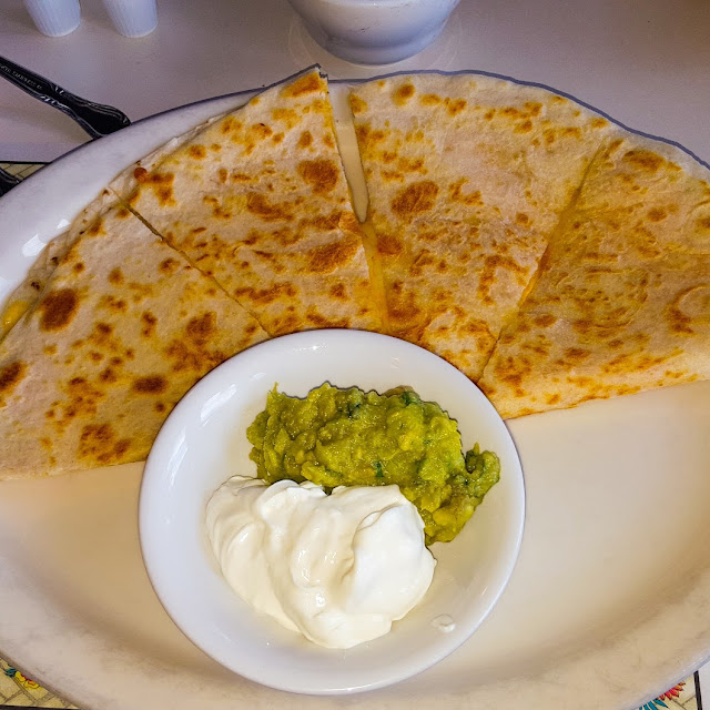 Quesadilla Con Guacamole