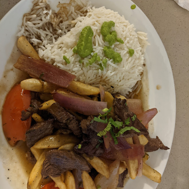 Lomo Saltado Montado