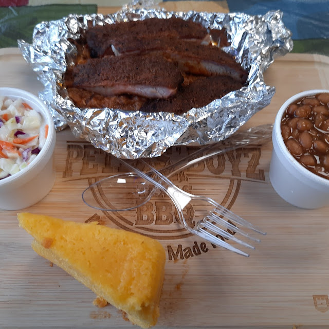 Ribs and Pulled Pork