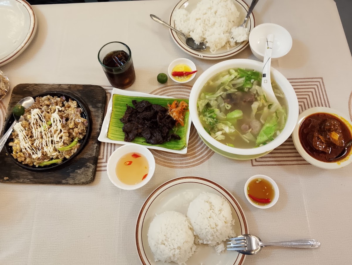 Phetron Restaurant