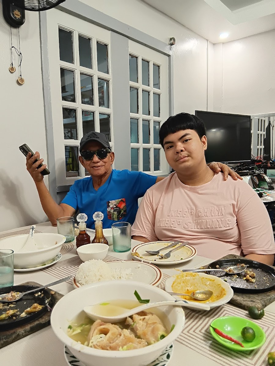 Phetron Restaurant