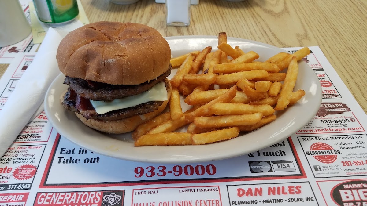 Phil’s Super Variety & Grill