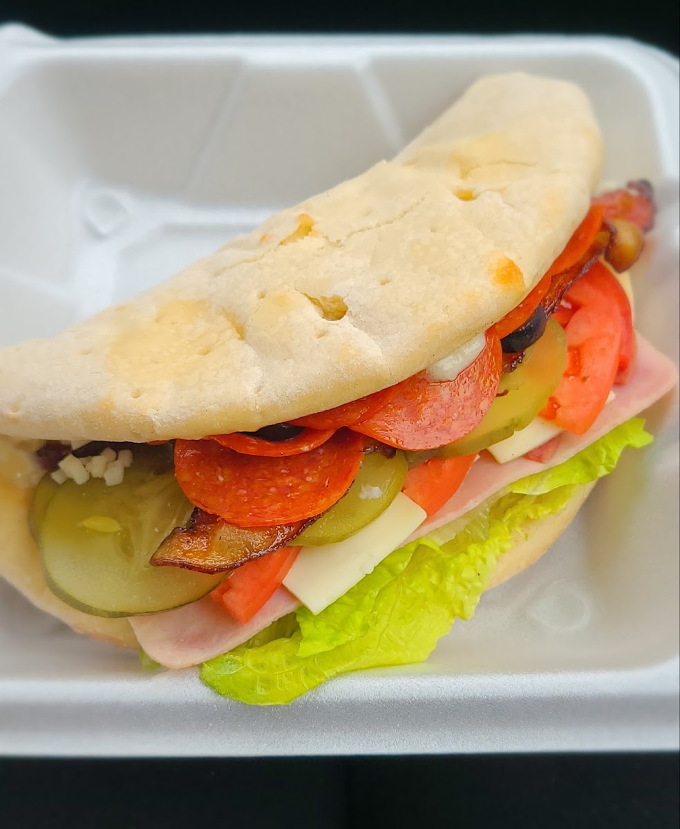 Phil’s Super Variety & Grill