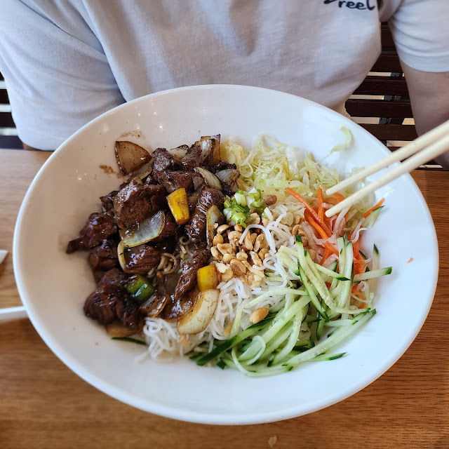 Appetizer - Vermicelli - Rice Charbroiled - Egg Noodle - Pho and Banh MI
