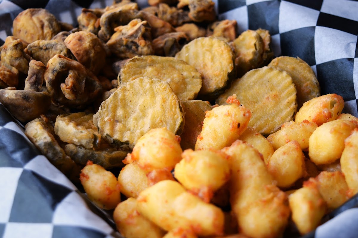 Pine Drive Bar & Restaurant