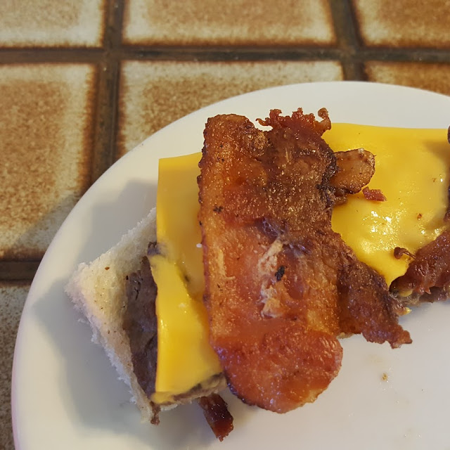 Bacon Cheeseburger