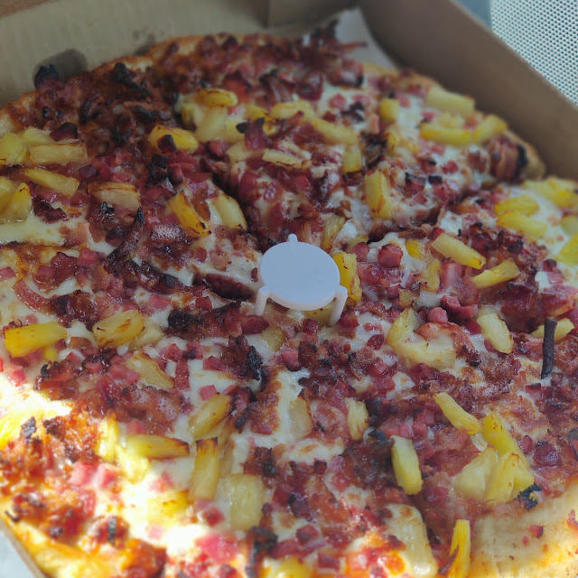 Hawaiian Pizza