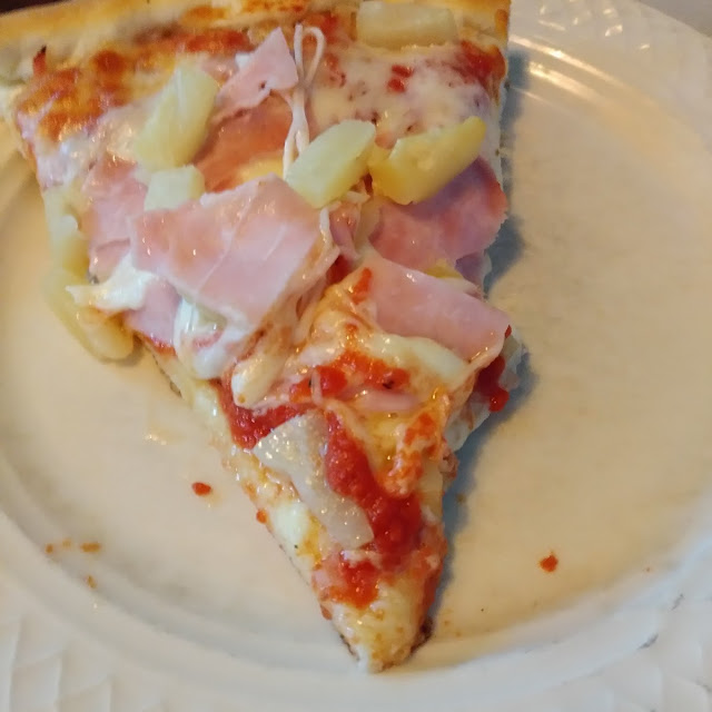 Hawaiian Pizza