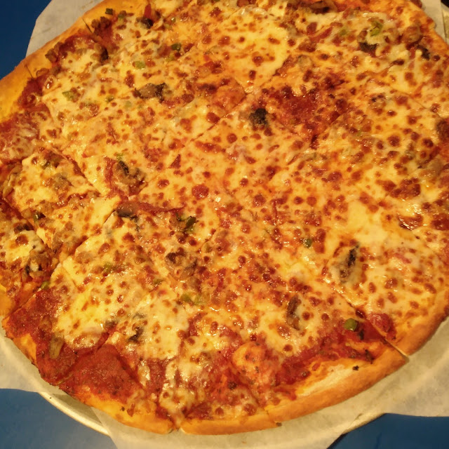Deluxe Pizza