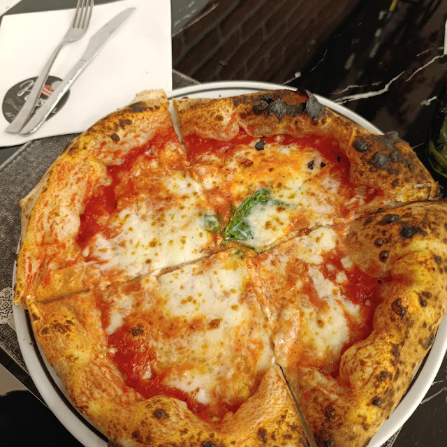 Pizza Margherita DOP