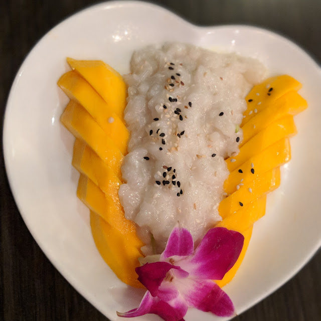 Sweet Sticky Rice with Mango