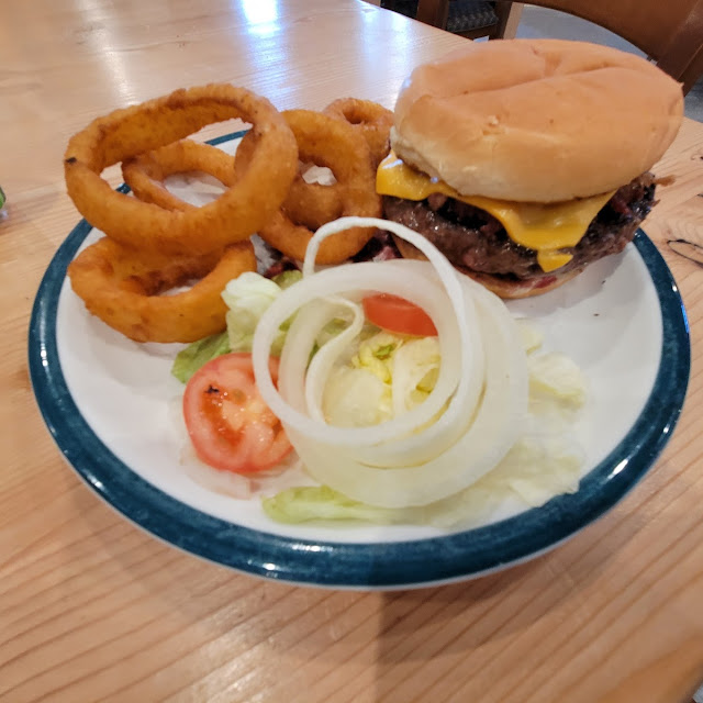 Bacon Cheeseburger with Onion Rings