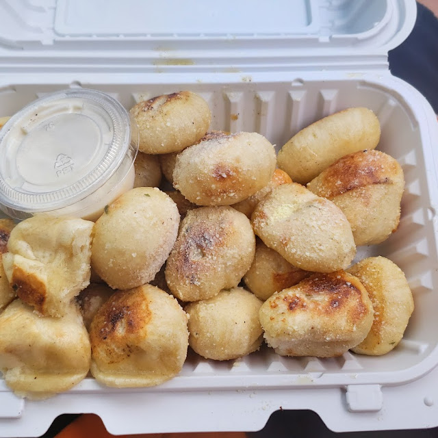 Garlic Knots