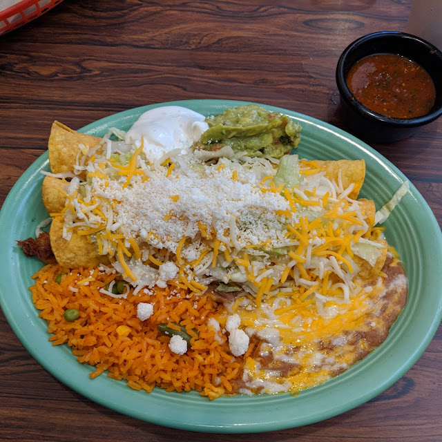 2 Crispy Tacos with Asada