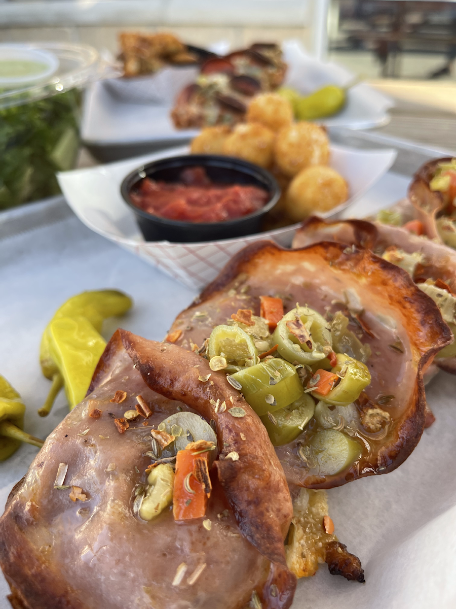 Queenie's Pizza