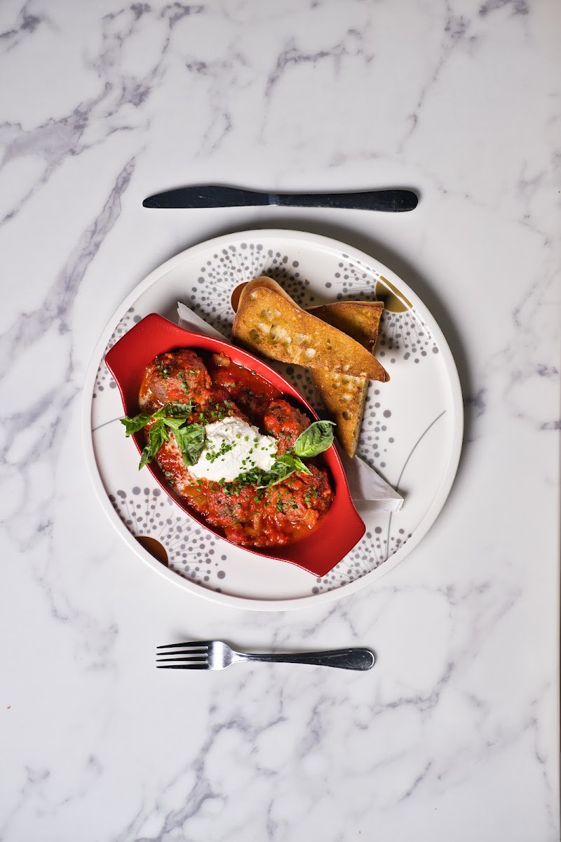 R Kitchen Restaurant - Scarborough