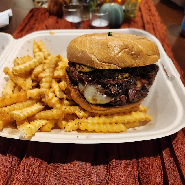 'R' Western Burger