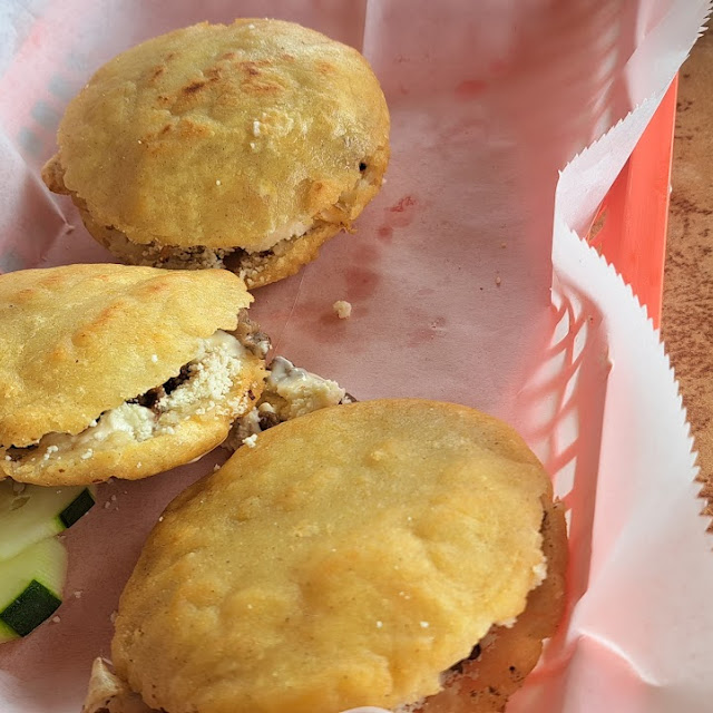 Gorditas De Asada
