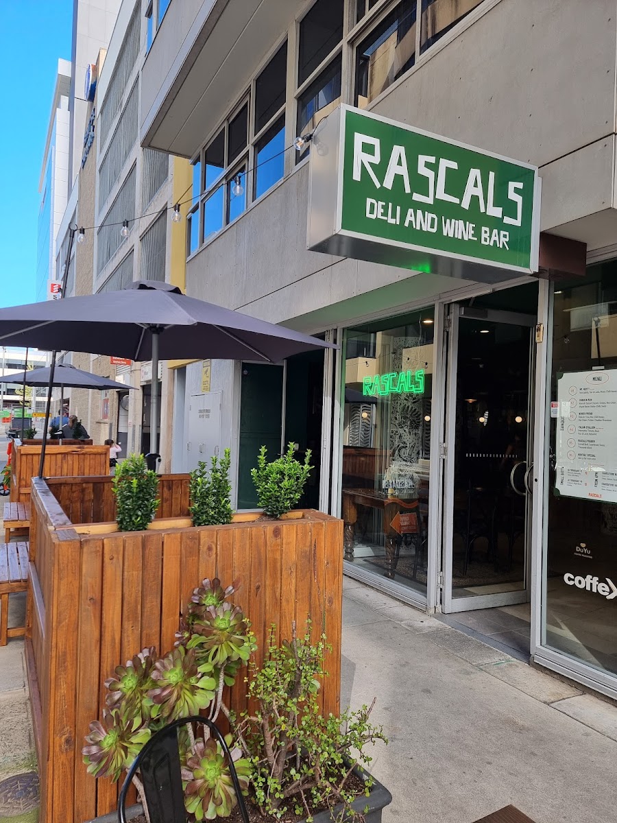 Rascals Deli & Wine Bar