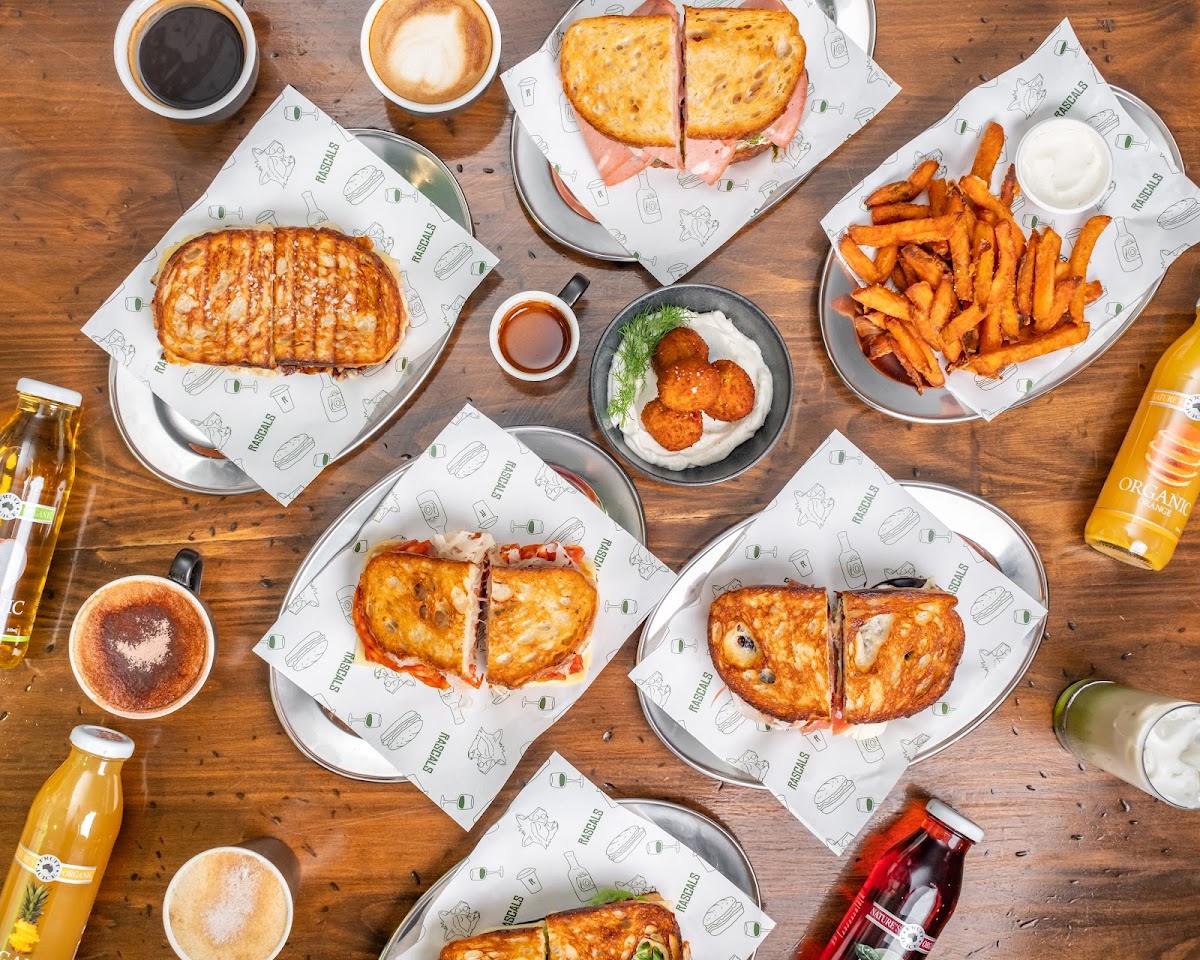 Rascals Deli & Wine Bar