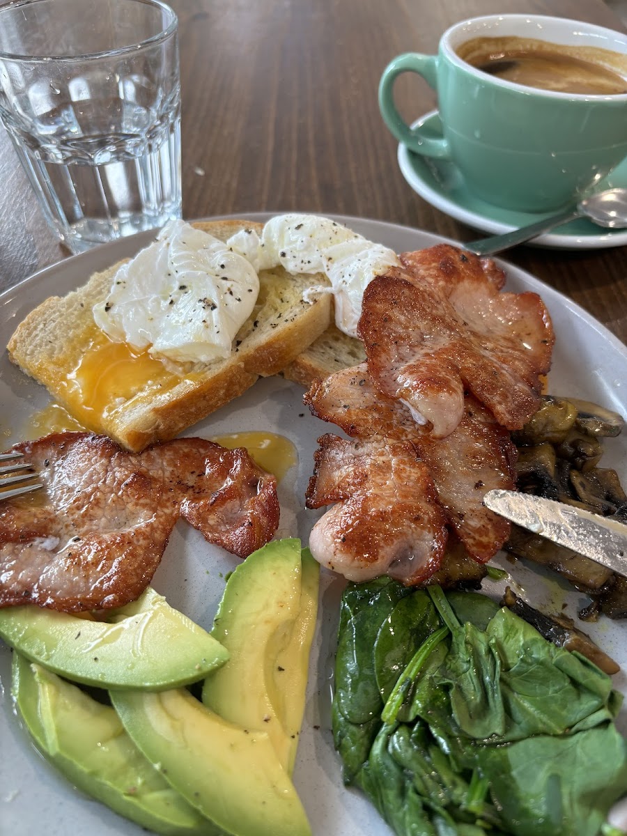 Rascals Deli & Wine Bar