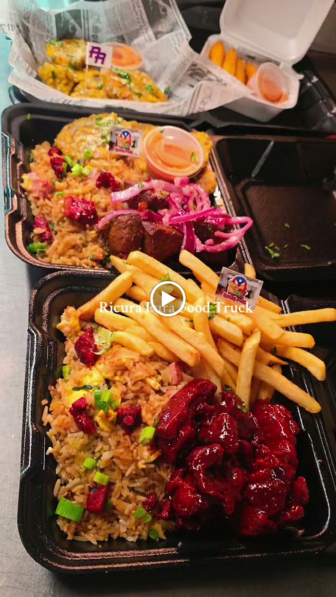 Ricura Pura Food Truck