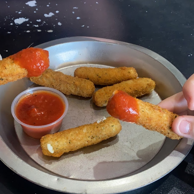 Mozzarella Sticks