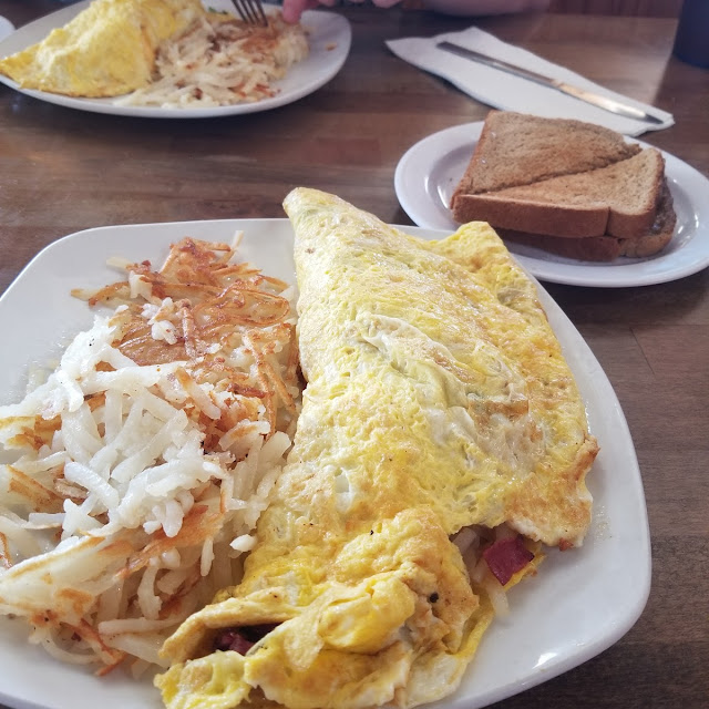 Irish Omelette with Wheat Toast