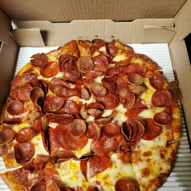 Super Pepperoni Pizza