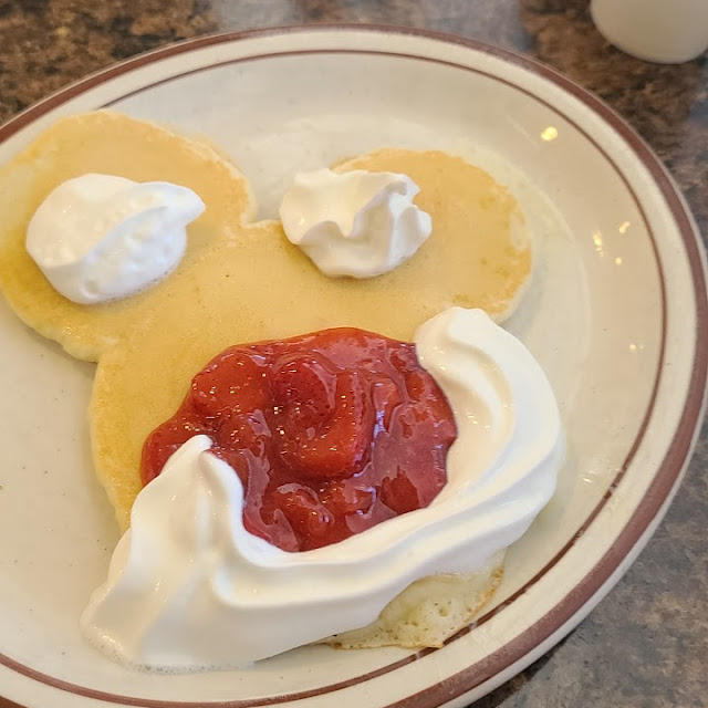 Rosies Pancake Combo