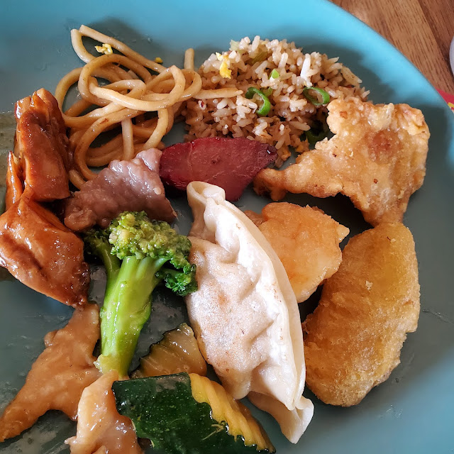 Cashew Shrimp Beef Broccoli Chicken Chow