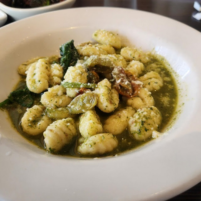 Chicken Lemon & Pesto Gnocchi