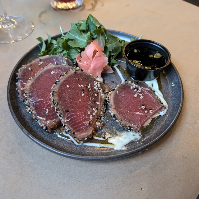 Ahi Tuna Salad