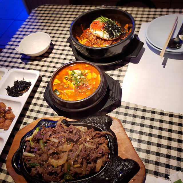Dolsot Bibimbap 돌솥비빔밥 Mixed Rice in Stone Pot