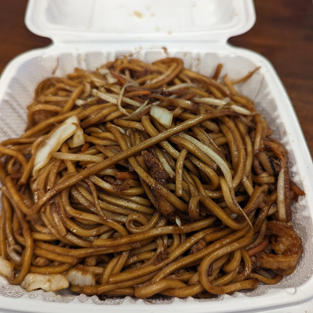 Chicken Lo Mein
