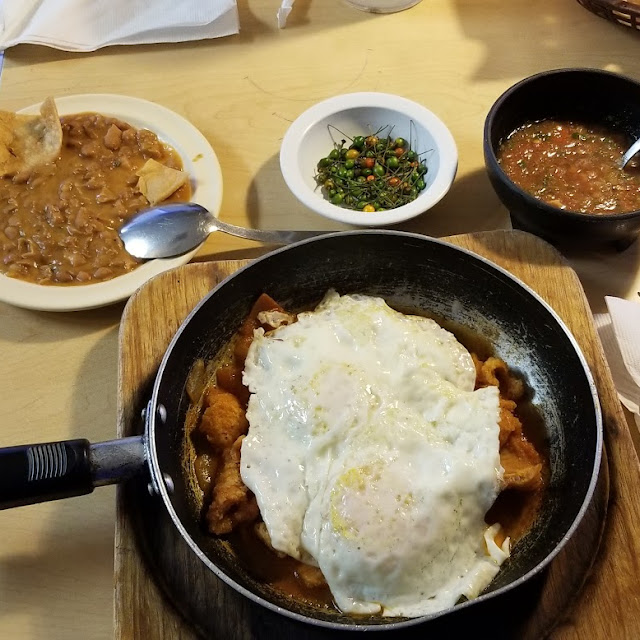 Sarten De Chicharron En Salsa