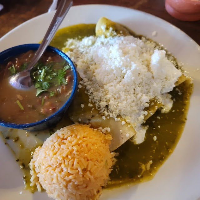 Enchiladas Verde