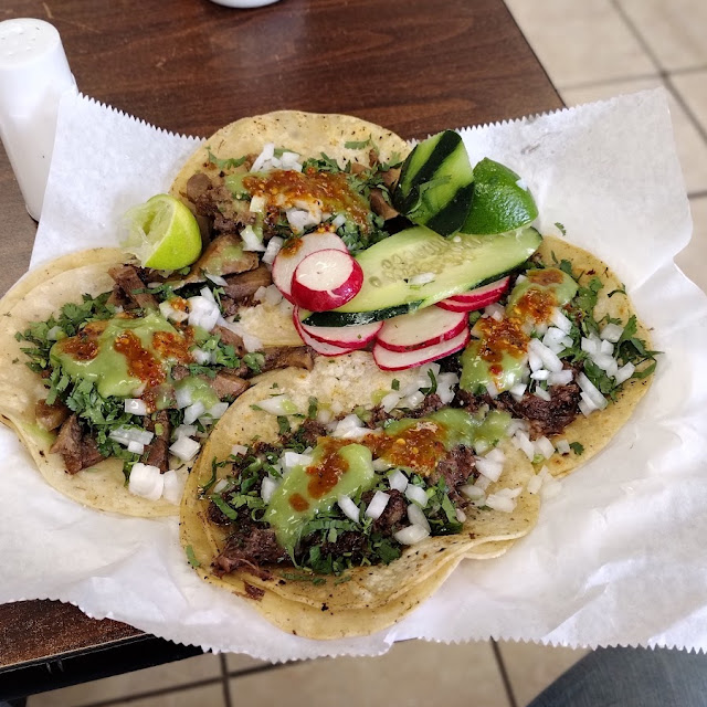 2tacos De Cabeza Y 2 De Lengua