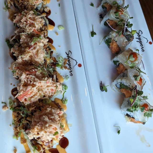 Yellawtail w Scallion Roll