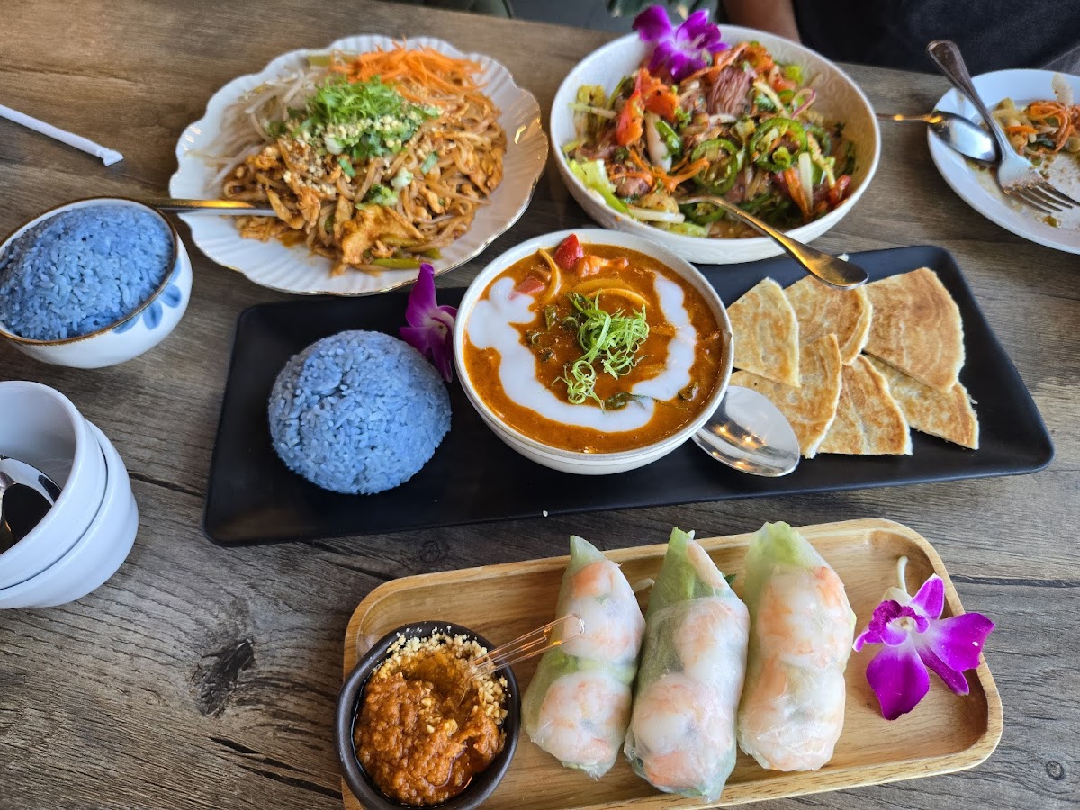 Satay Thai Kitchen & Bar