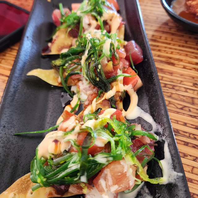 Poke Nachos