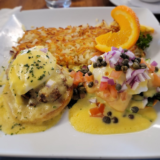 The Crab Eggs Benedict