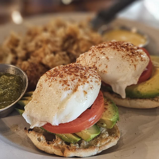Eggs Benedict