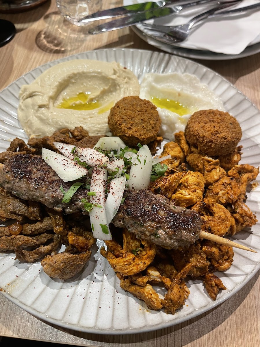 Shanglish Lebanese Breakfast & Brunch- Bankstown Central