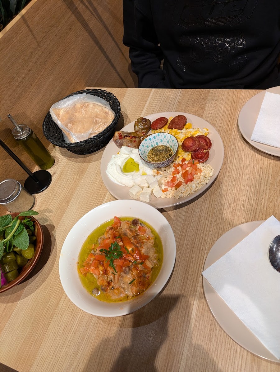 Shanglish Lebanese Breakfast & Brunch- Bankstown Central